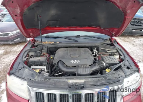 2013 Jeep Grand Cherokee Laredo из США, поврежденный, VIN 1C4RJFAG2DC600090